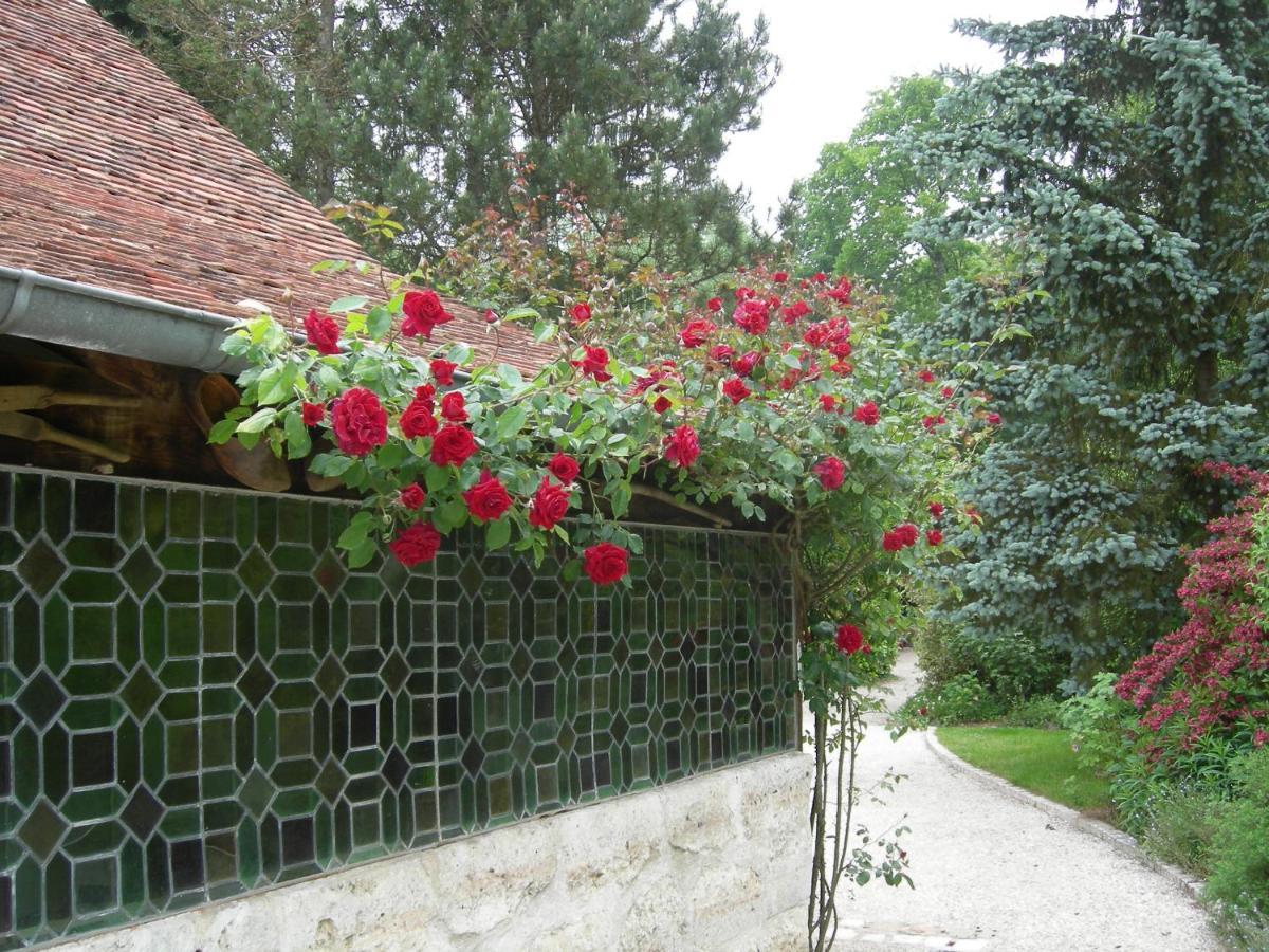 La Petite Marguerite Bed and Breakfast Chitenay Eksteriør billede